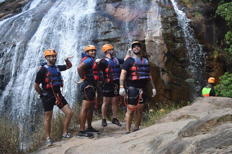 Experience Canyoning with the team-tremendous power